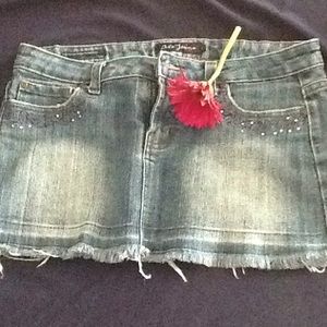 Stonewashed mini skirt